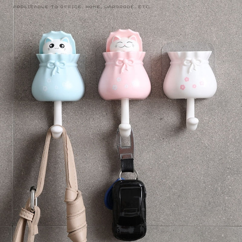 Lucky Cat Strong Sticky Hook Key Holder Wall coat rack Hanging Clothes Hangers Hooks keychain Umbrella Storage Rack Home Decor